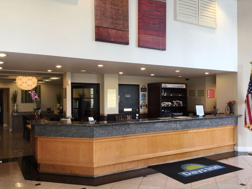 Prodigy Hotel, A Days Inn By Wyndham Davis Exterior foto